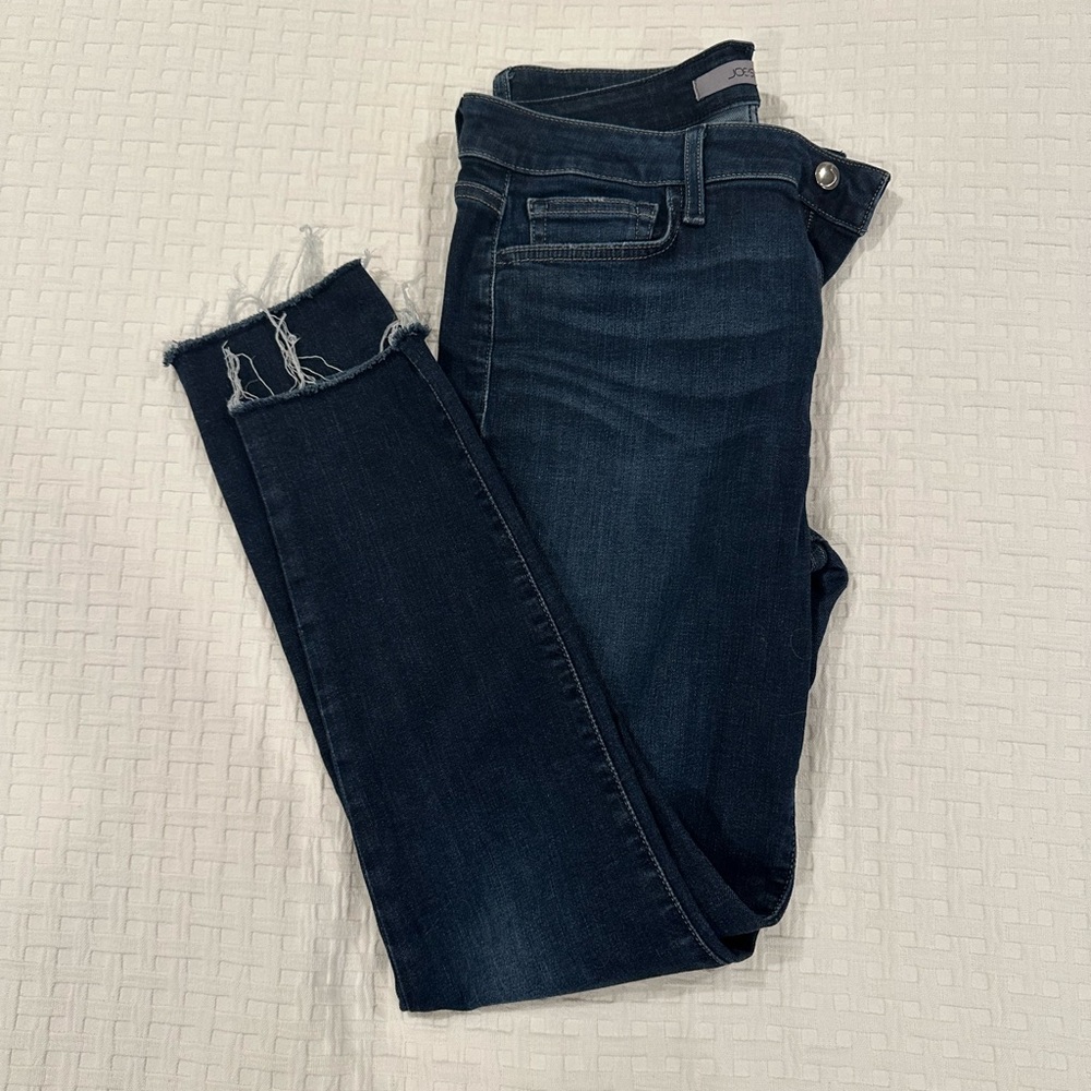 Women's Dark Blue Jeans